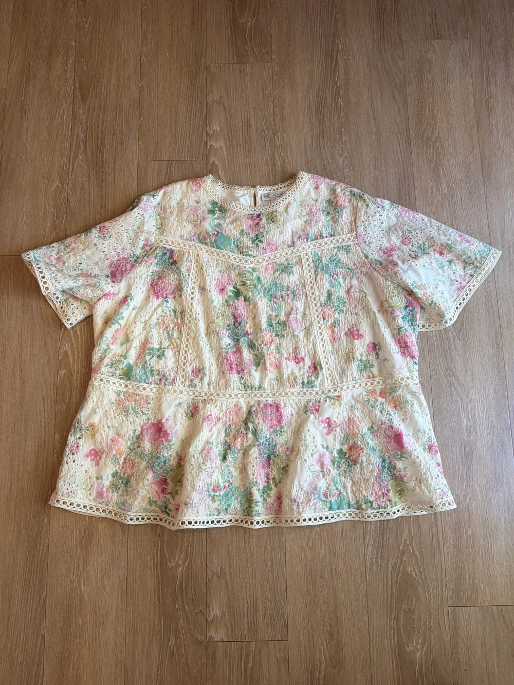 Cato Floral Lace-Trim Peplum Top in Cream Color (Double Lined)